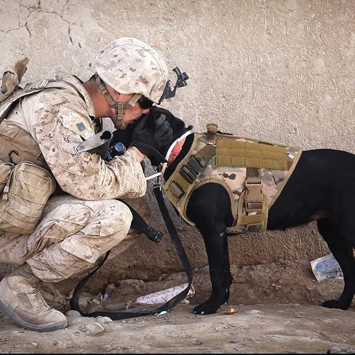 Tactical Hondentuigje met Leiband & 12 Patches - K9