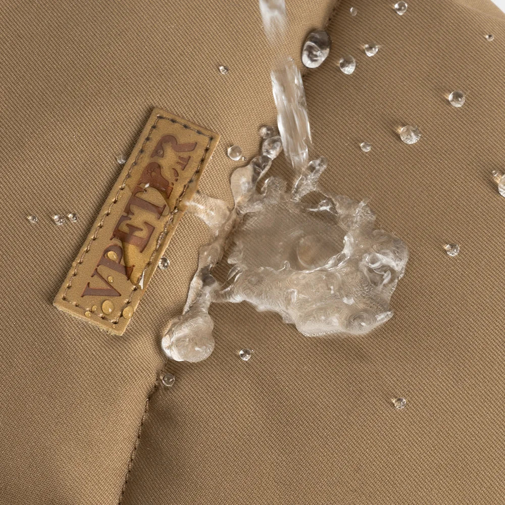 Waterresistente eigenschapen van de beige VPETBR hondenjas