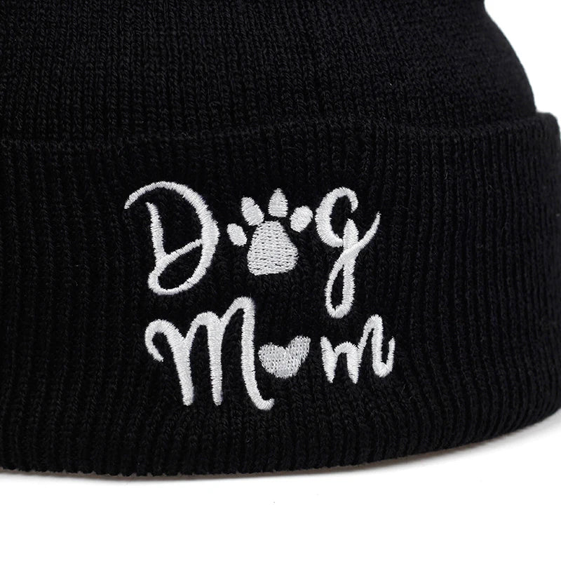 Dog Mom Beanie - Muts